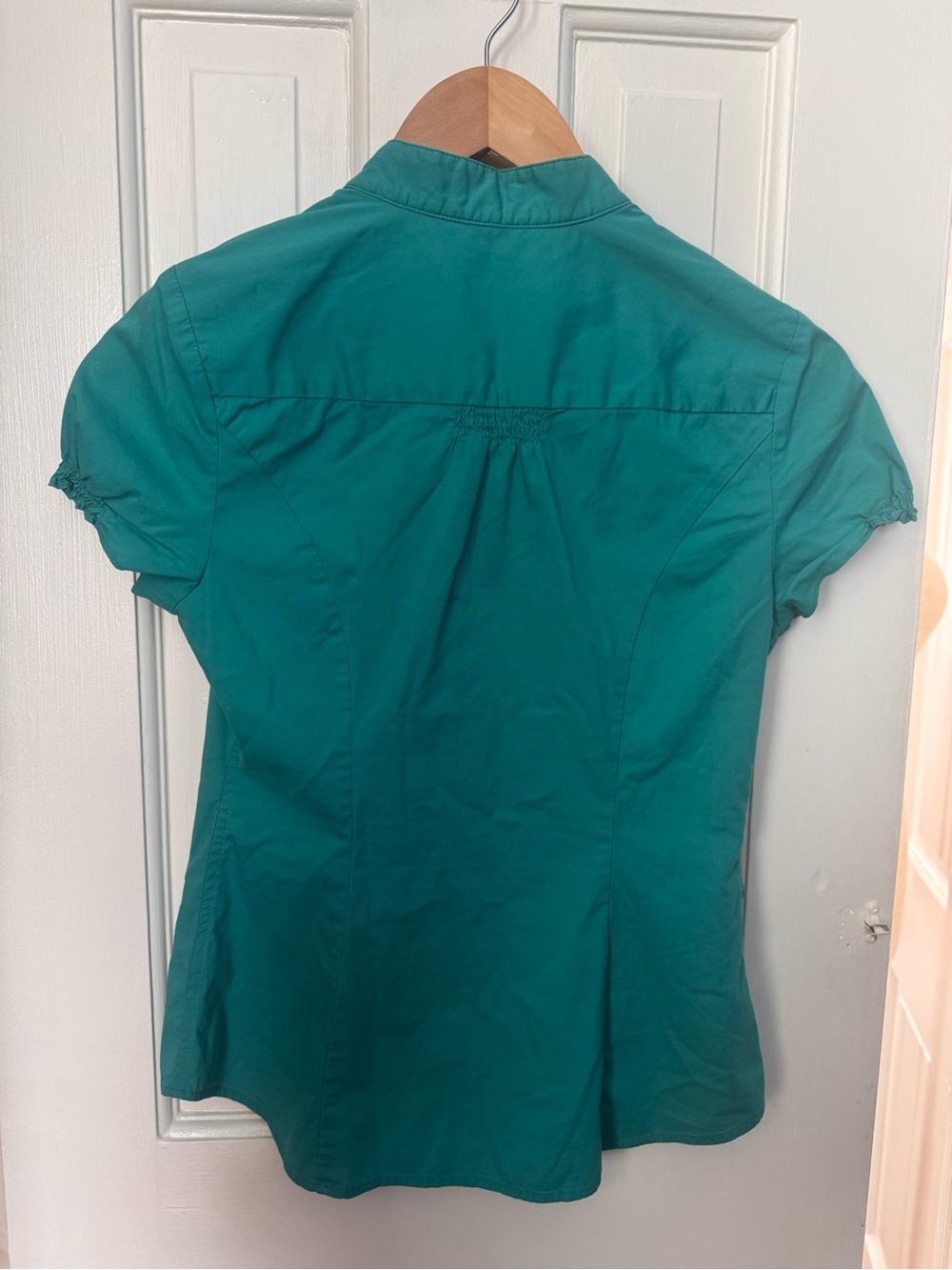 Express Ruffle-Front Short Sleeve Button-Down Blouse, size XS - Picture 2 of 8